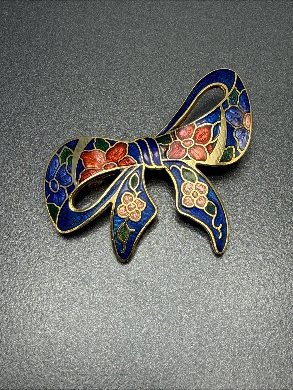 💙💙2/$20 Vintage Cloisonné Ribbon Brooch #cl04